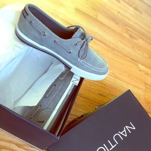 Kids Náutica. Size 5.  New.